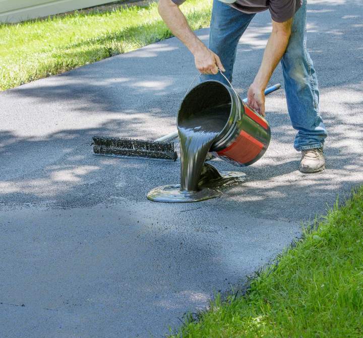 Asphalt sealant Gatineau